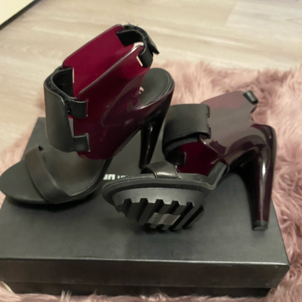 United Nude heels